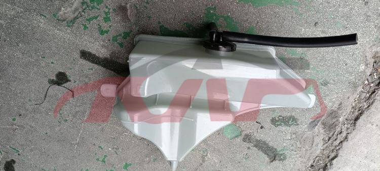 For Mazda 1358mazda 6 08 wiper Tank pe01-15-351a, Mazda 6 Auto Part Price, Mazda  Car TankPE01-15-351A